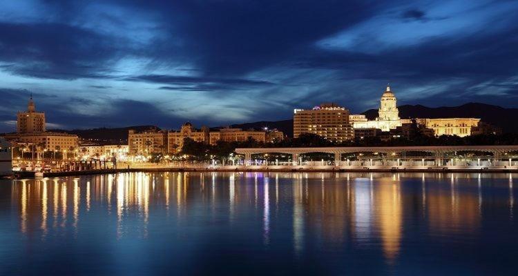 Elegante Apartamento Centro Historico De Malaga Luaran gambar
